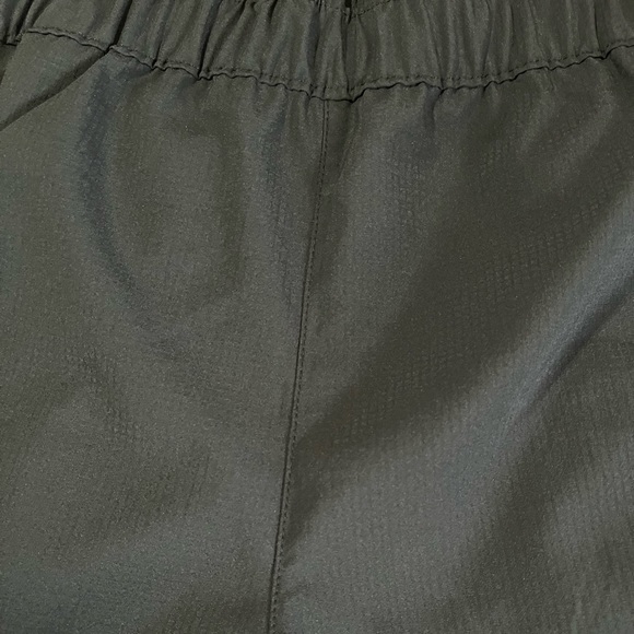 Columbia PFG • Gray|Navy Blue Shorts - Picture 13 of 13